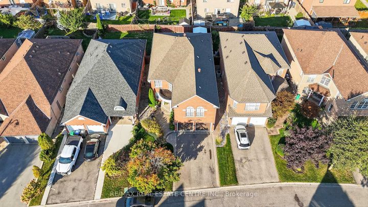 Photo 45 at 7 Larkmead Place, Wellington, Brampton