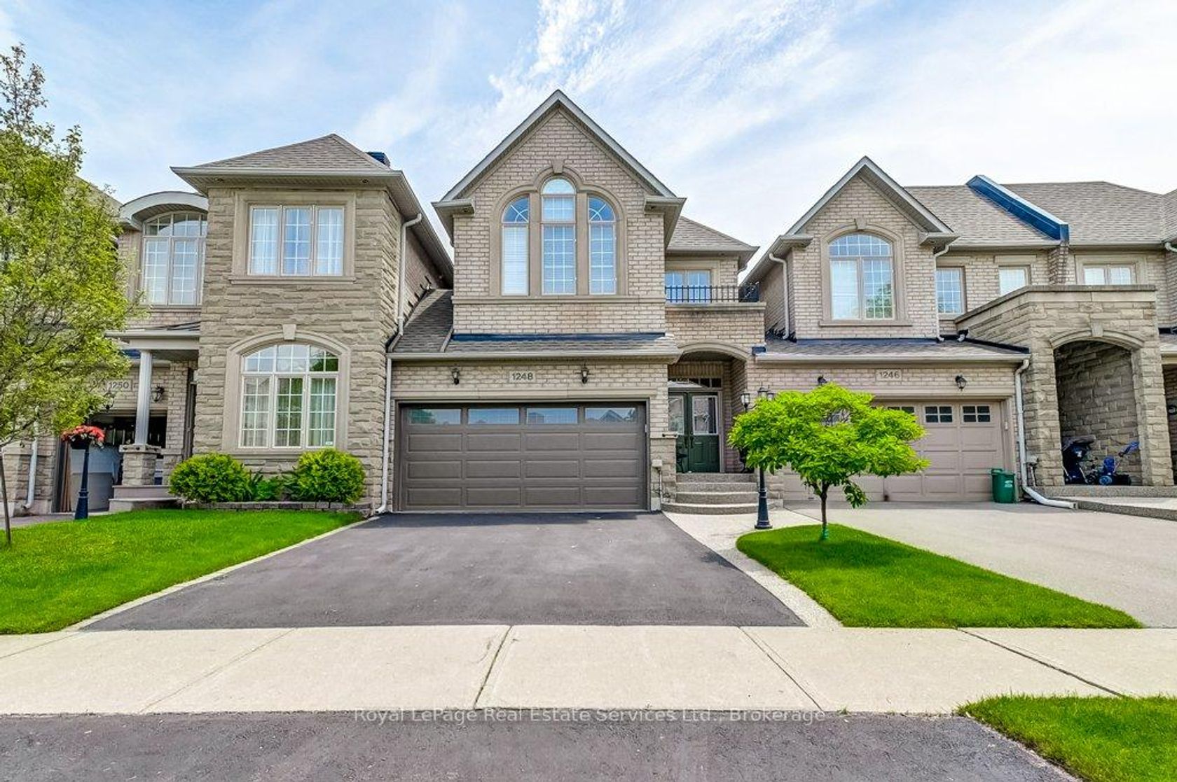 1248 Agram Drive, JC Joshua Creek, Oakville by Loree Meneguzzi Real Estate 1248 Agram Drive, JC Joshua Creek, Oakville