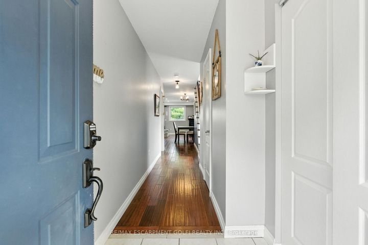 Photo 3 at 41 - 710 Spring Gardens Road, Bayview, Burlington
