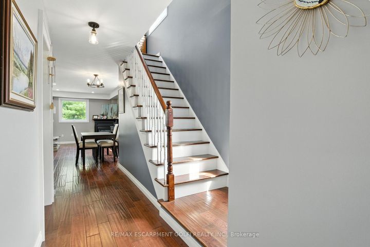 Photo 12 at 41 - 710 Spring Gardens Road, Bayview, Burlington