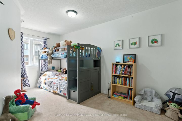 Photo 17 at 41 - 710 Spring Gardens Road, Bayview, Burlington