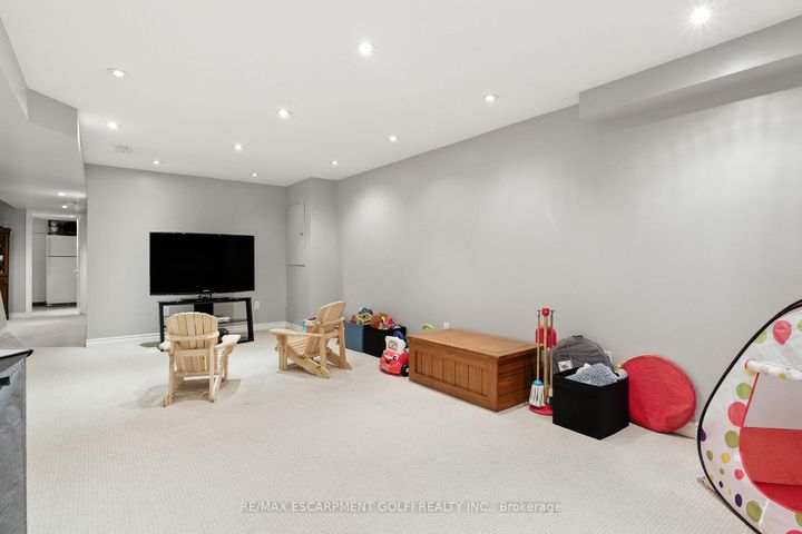 Photo 24 at 41 - 710 Spring Gardens Road, Bayview, Burlington