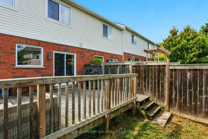Photo 30 at 41 - 710 Spring Gardens Road, Bayview, Burlington