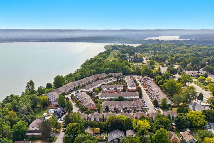 Photo 33 at 41 - 710 Spring Gardens Road, Bayview, Burlington