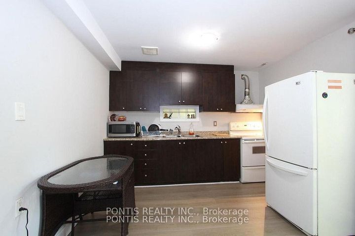 Photo 30 at 72 SHELDRAKE Court, Brampton South, Brampton