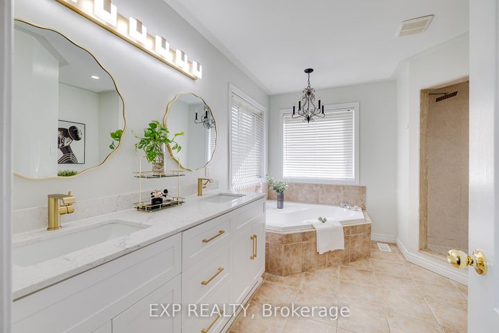 Photo 20 at 44 Pentland Road, Waterdown, Hamilton