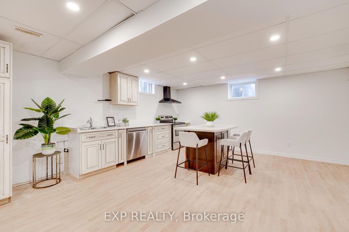 Photo 28 at 44 Pentland Road, Waterdown, Hamilton