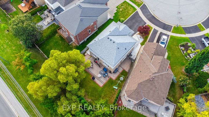 Photo 39 at 44 Pentland Road, Waterdown, Hamilton