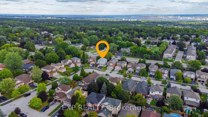 Photo 41 at 44 Pentland Road, Waterdown, Hamilton