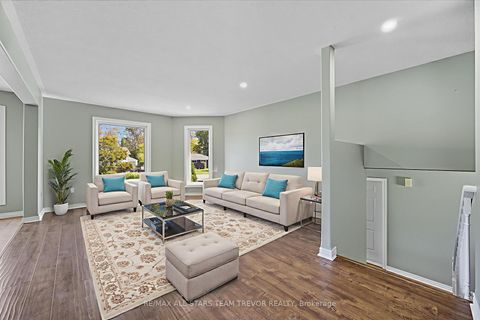 Photo 1 at 28 Virginia Boulevard, Virginia, Georgina