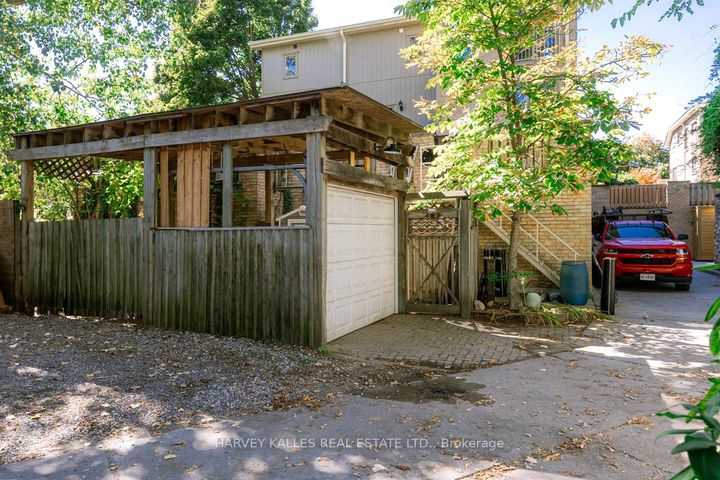 Photo 36 at 108 Shaftesbury Avenue, Moore Park, Toronto