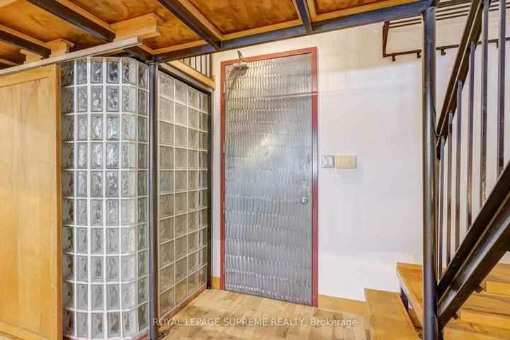 Photo 6 at 10 - 371 Wallace Avenue, Junction, Toronto
