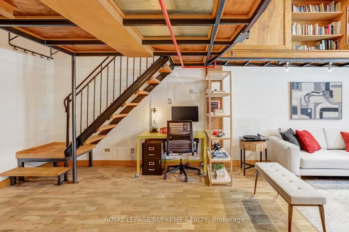 Photo 15 at 10 - 371 Wallace Avenue, Junction, Toronto