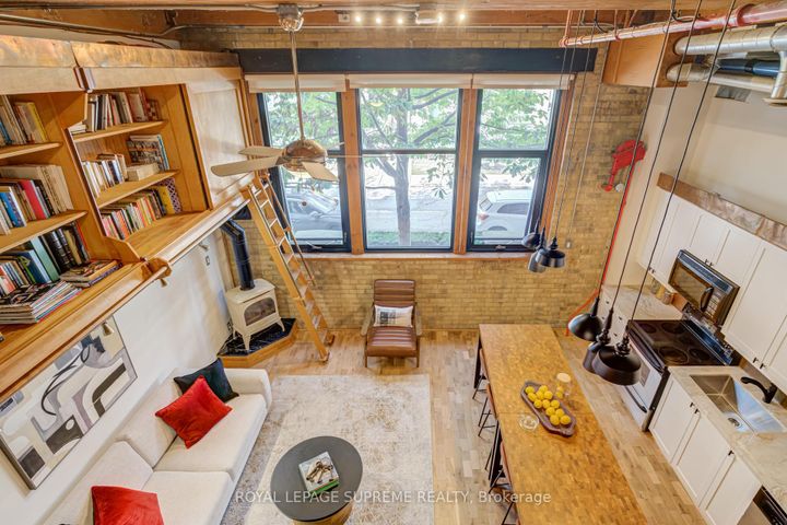 Photo 23 at 10 - 371 Wallace Avenue, Junction, Toronto