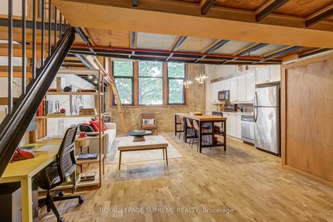 Photo 7 at 10 - 371 Wallace Avenue, Junction, Toronto