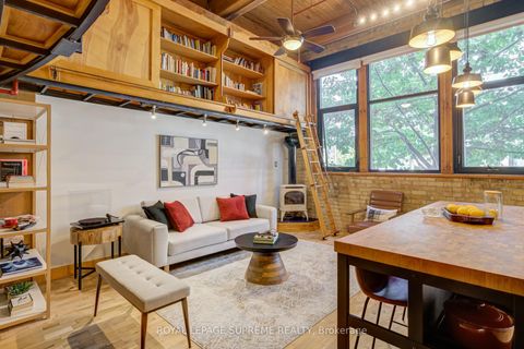 Photo 8 at 10 - 371 Wallace Avenue, Junction, Toronto