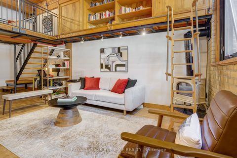 Photo 9 at 10 - 371 Wallace Avenue, Junction, Toronto