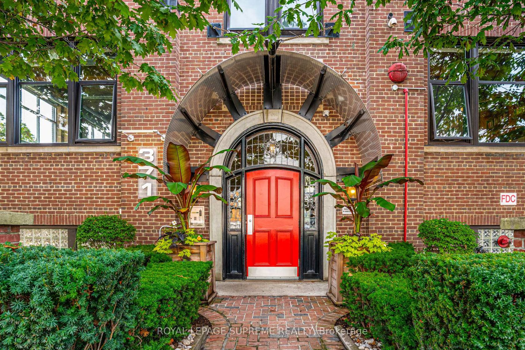 10 - 371 Wallace Avenue, Junction, Toronto 
