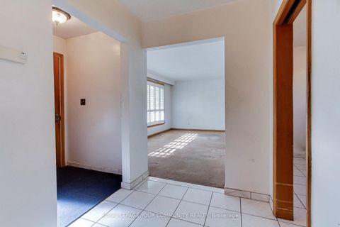 Photo 7 at 79 Sun Row Drive, Richview, Toronto