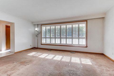 Photo 10 at 79 Sun Row Drive, Richview, Toronto