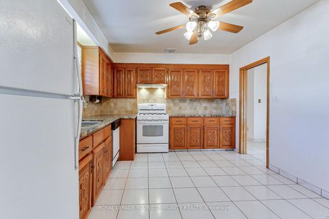 Photo 16 at 79 Sun Row Drive, Richview, Toronto