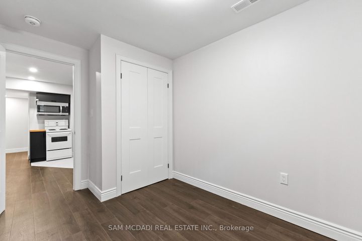 Photo 36 at 7209 Fayette Circle, Meadowvale, Mississauga