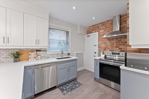 Photo 15 at 93 Douglas Crescent, Moore Park, Toronto