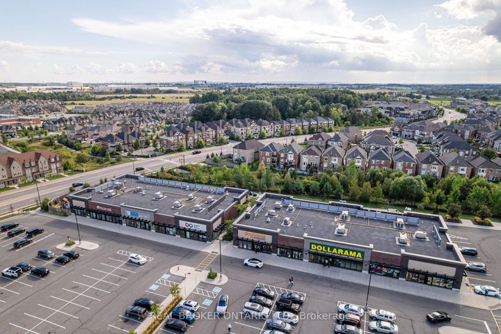 Photo 11 at 4 Mugford Crescent, Bram West, Brampton