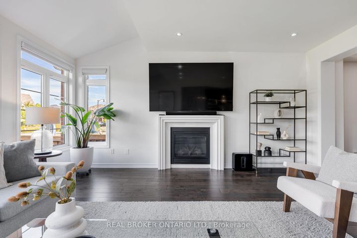 Photo 19 at 4 Mugford Crescent, Bram West, Brampton