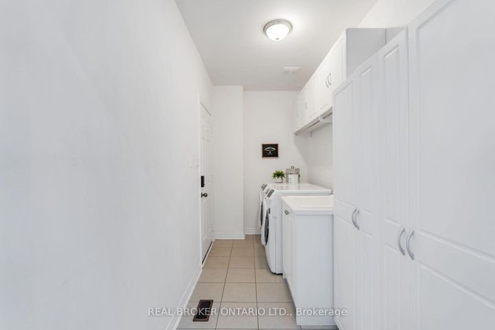 Photo 26 at 4 Mugford Crescent, Bram West, Brampton
