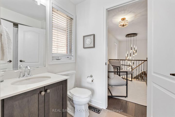 Photo 40 at 4 Mugford Crescent, Bram West, Brampton