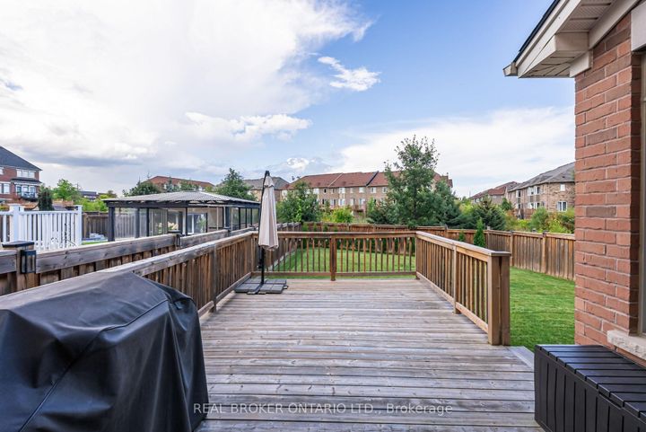 Photo 44 at 4 Mugford Crescent, Bram West, Brampton