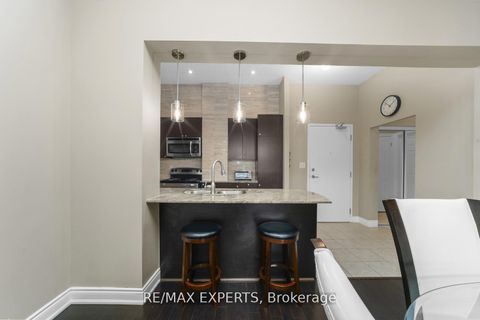 Photo 11 at 105 - 10211 Keele Street, Maple, Vaughan