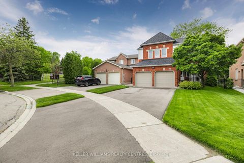 Photo 2 at 41 Bonny Meadows Drive, Aurora Highlands, Aurora
