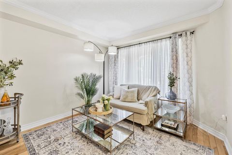 Photo 8 at 41 Bonny Meadows Drive, Aurora Highlands, Aurora