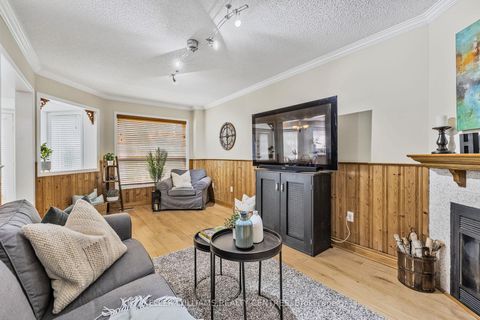 Photo 16 at 41 Bonny Meadows Drive, Aurora Highlands, Aurora