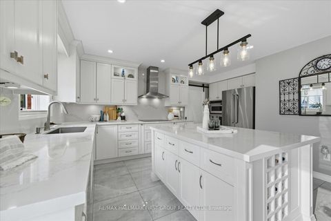 Photo 5 at 73 Hoile Drive, South East, Ajax