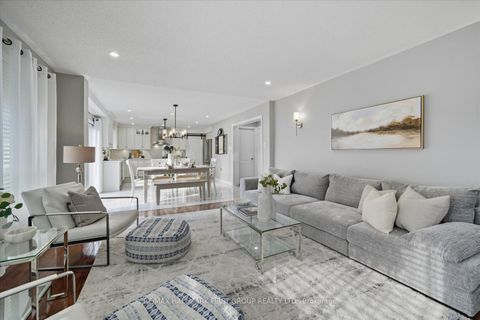 Photo 12 at 73 Hoile Drive, South East, Ajax