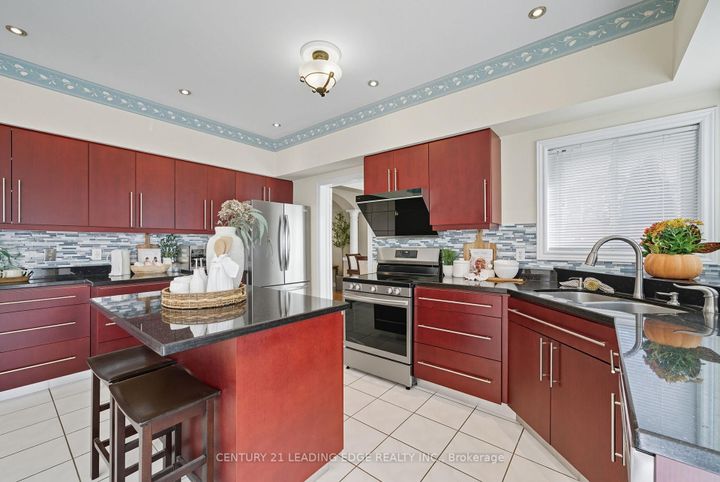 Photo 26 at 2308 Abbott Crescent, Brock Ridge, Pickering