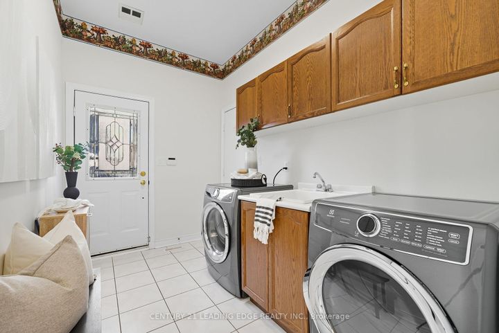 Photo 33 at 2308 Abbott Crescent, Brock Ridge, Pickering