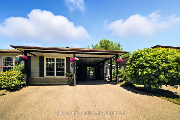 Photo 1 at 42 Moultrey Crescent, Georgetown, Halton Hills