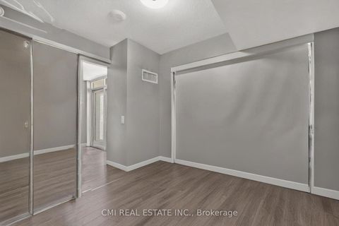 Photo 15 at 725 - 38 Joe Shuster Way, South Parkdale, Toronto