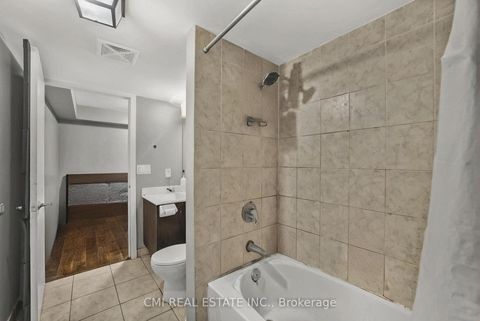 Photo 21 at 725 - 38 Joe Shuster Way, South Parkdale, Toronto