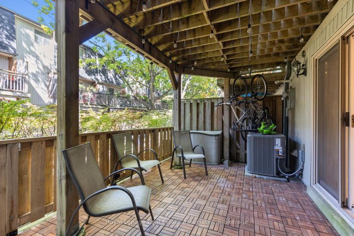 Photo 30 at 20 - 1020 Walden Circle, Clarkson, Mississauga