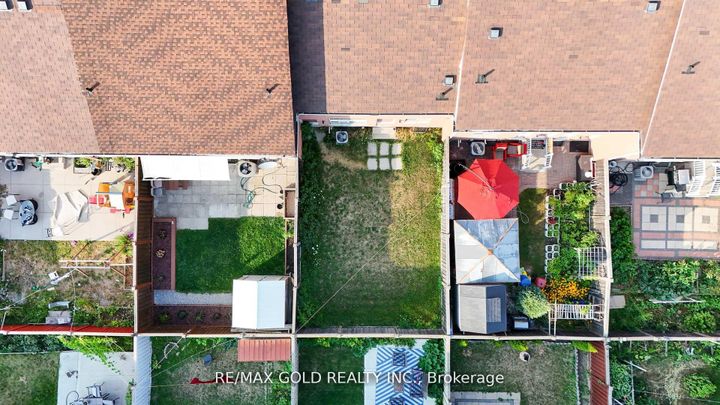 Photo 37 at 22 Nutwood Way, Wellington, Brampton