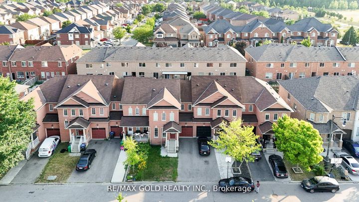 Photo 38 at 22 Nutwood Way, Wellington, Brampton