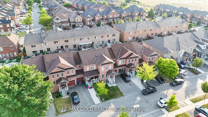 Photo 40 at 22 Nutwood Way, Wellington, Brampton