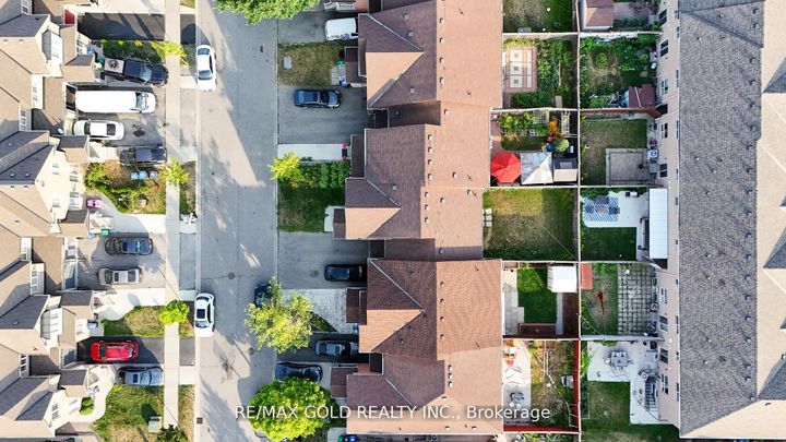 Photo 43 at 22 Nutwood Way, Wellington, Brampton