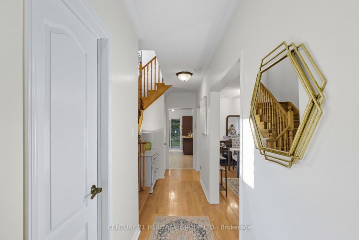 Photo 5 at 398 Carruthers Avenue, Summerhill Estates, Newmarket