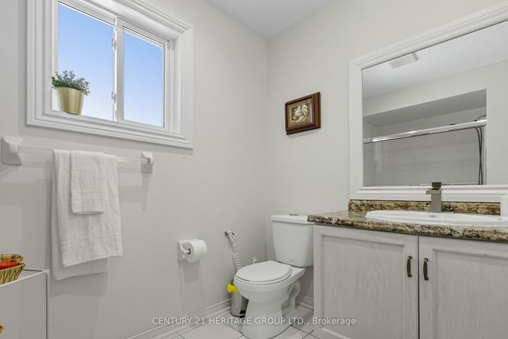 Photo 27 at 398 Carruthers Avenue, Summerhill Estates, Newmarket